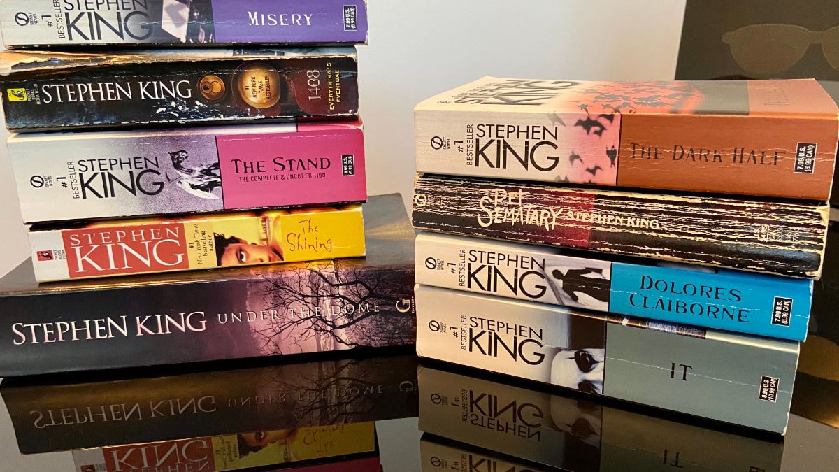 stephen_king_top_10_books-min
