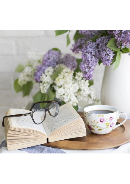 coffee-book-glasses-flowers