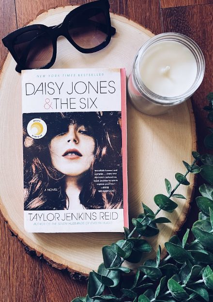 daisy jones and the six book