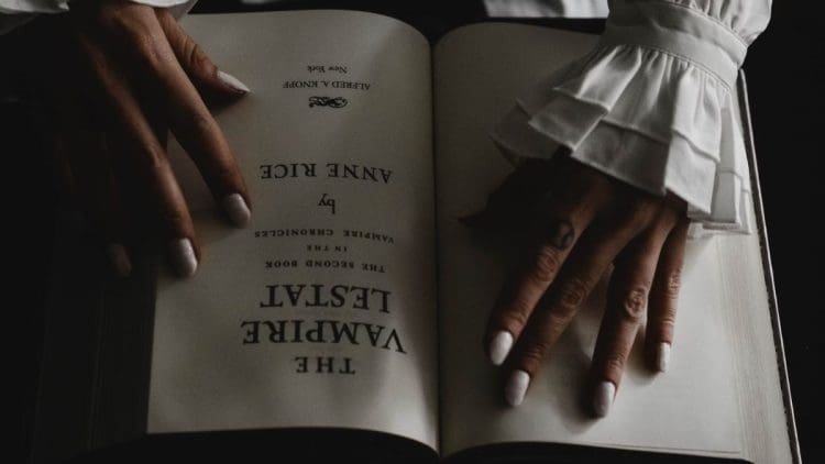 best-vampire-novels-feature